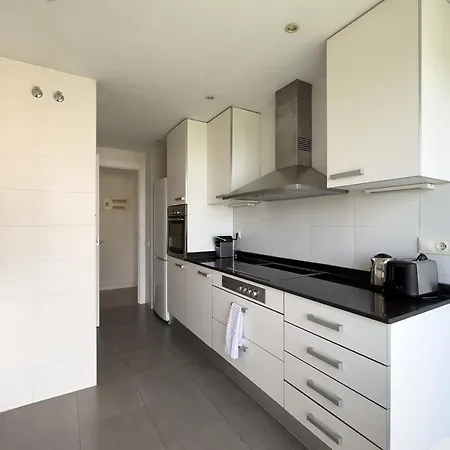 Chicstays Olimpica Appartement *