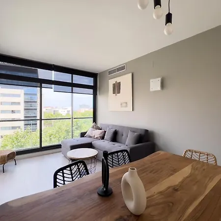 Chicstays Olimpica Appartement *
